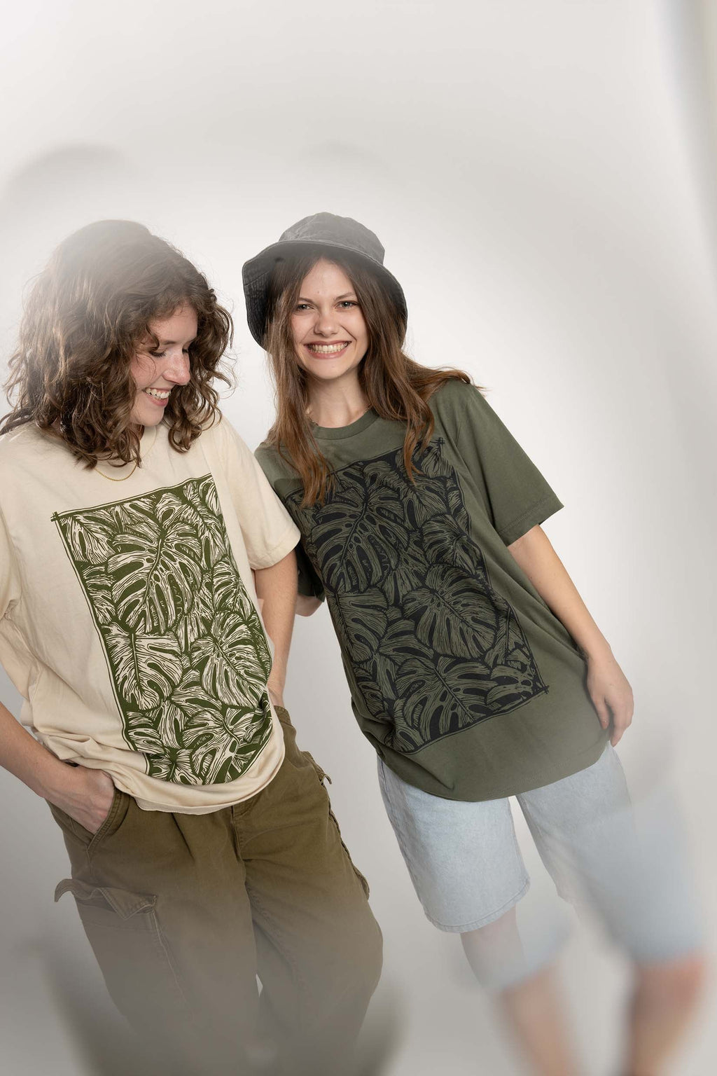 Monstera T-Shirt